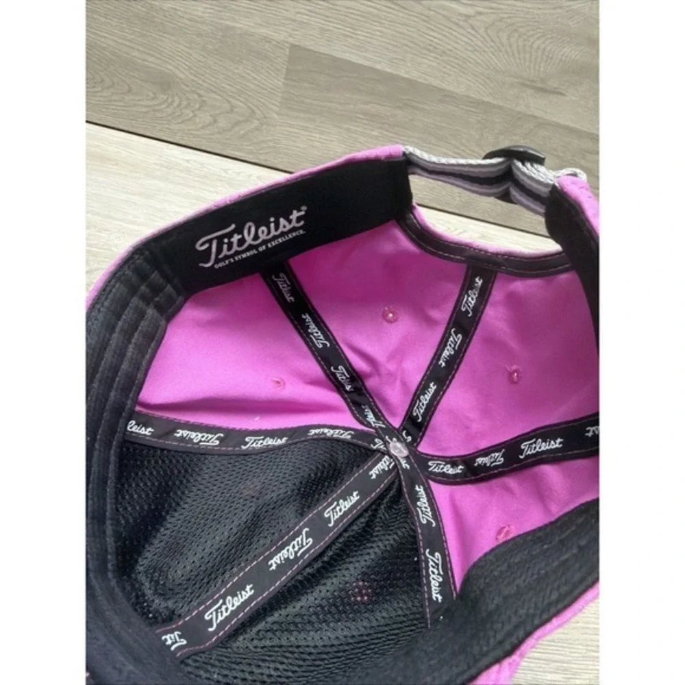 Titleist Women's Performance Golf Cap Adjustable 